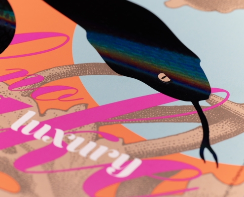 Detailaufnahme holografische Heißprägung mit Microembossing